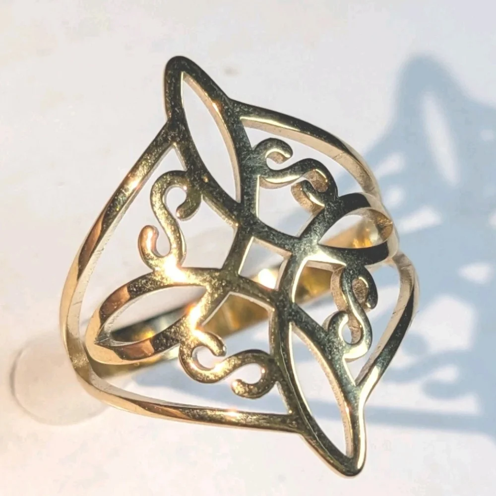 Witch Knot Golden Stainless Steel Ring for Women Wiccan Cross Celtics Knot Sz 7